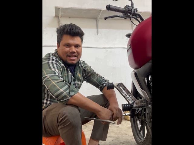 আপনার বাইক যাত্রা নিরাপদ করতে তাদের ছুটি হয় না